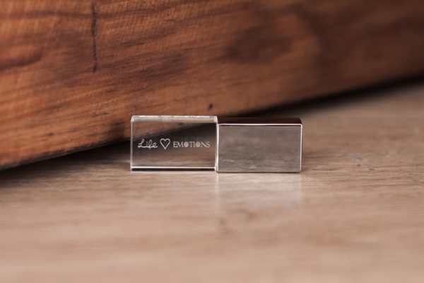 Flash Drive คริสตัล สั่งทำ ขั้นต่ำน้อย สุดพิเศษ ยอดนิยมที่สุดในเวลานี้ ส่งฟรี