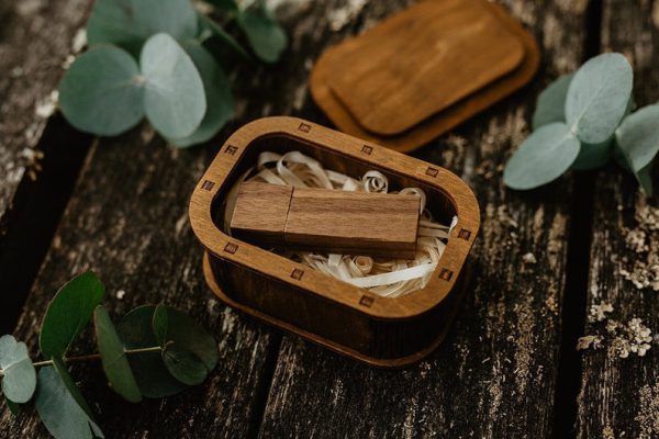 Flash Drive ไม้ พร้อมกล่อง พรีเมี่ยม สั่งผลิต ส่งเร็ว ส่งฟรี ขายดีอันดับ 1 - Image 7